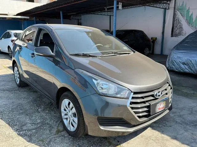 Carro Hyundai HB20S 2017 1.6 Comfort Plus (Flex)