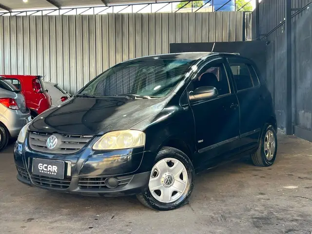 Carro Volkswagen Fox 2010 1.0 8V (Flex) 4p