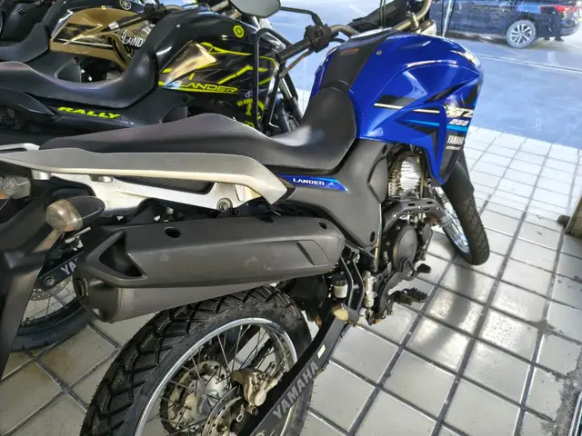 Moto Yamaha XTZ 250 Lander 2023 ABS