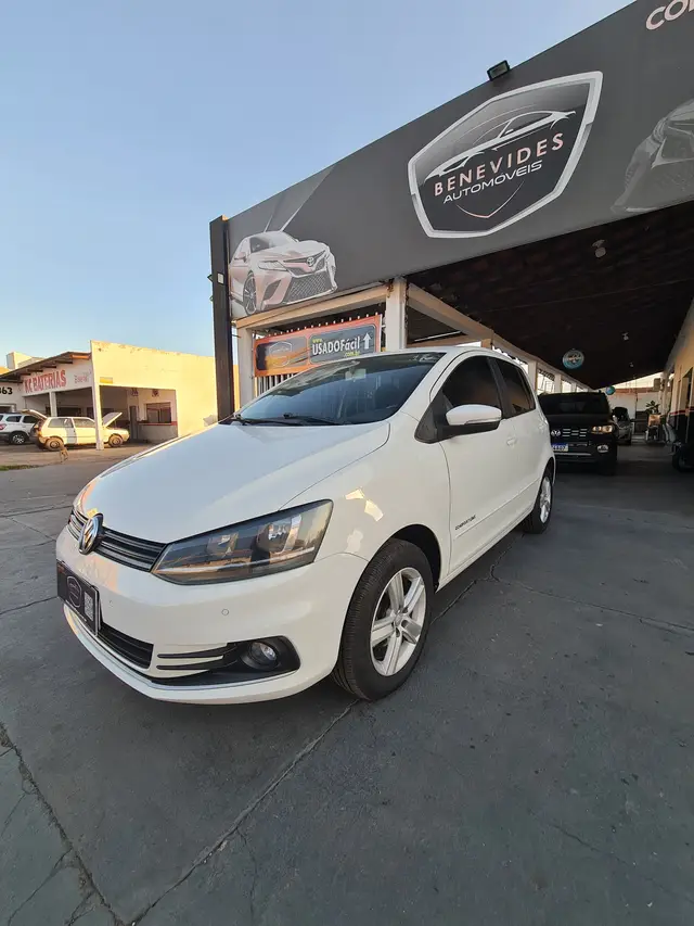 Carro Volkswagen Fox 2016 1.6 MSI Comfortline (Flex)