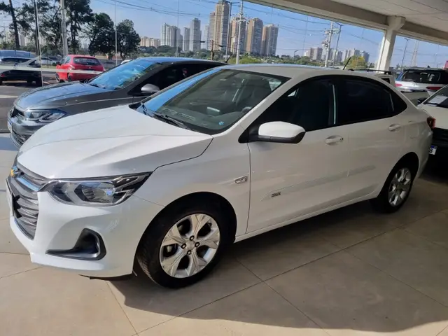Carro Chevrolet Onix Plus 2024 LTZ 1.0 Turbo (Aut.)