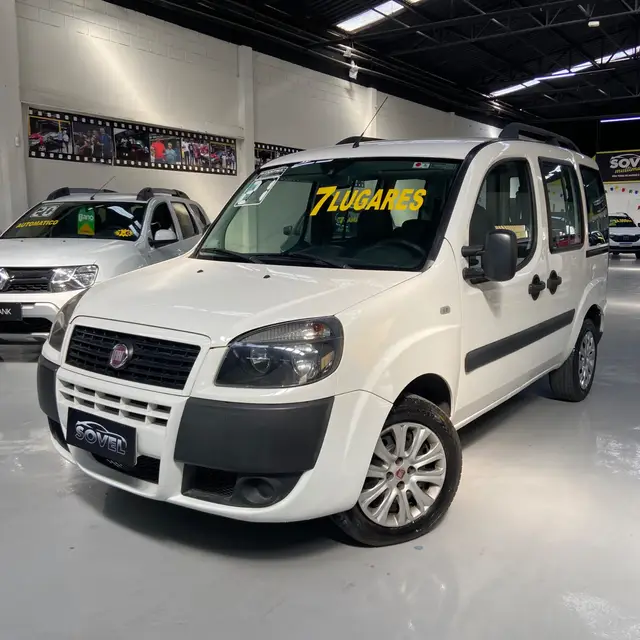 Carro Fiat Doblò 2021 Essence 1.8 16V (Flex)