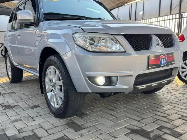 Carro Mitsubishi Pajero TR4 2012 2.0 16V 4x2 (Flex) (Aut)