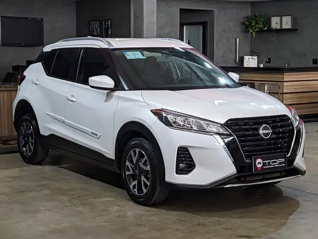 Carro Nissan Kicks 2023 Sense 1.6 (Flex) (Aut)