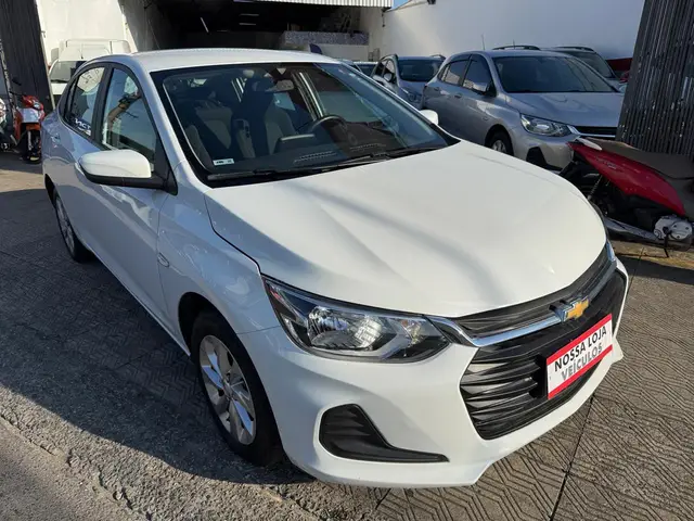Carro Chevrolet Onix 2023 LT 1.0