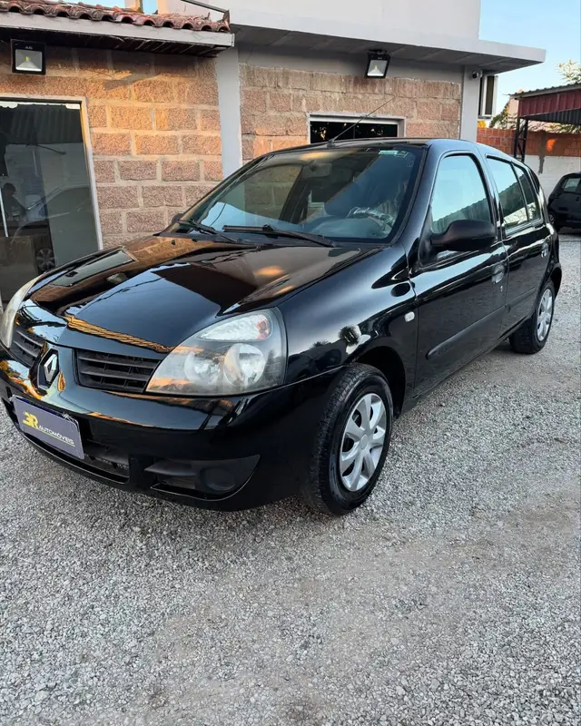 Carro Renault Clio 2010 Hatch. Campus Internet 1.0 16V (flex) 2p