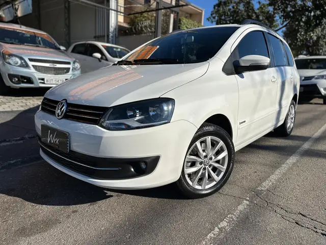 Carro Volkswagen SpaceFox 2014 1.6 8V Trend I-Motion (Flex)