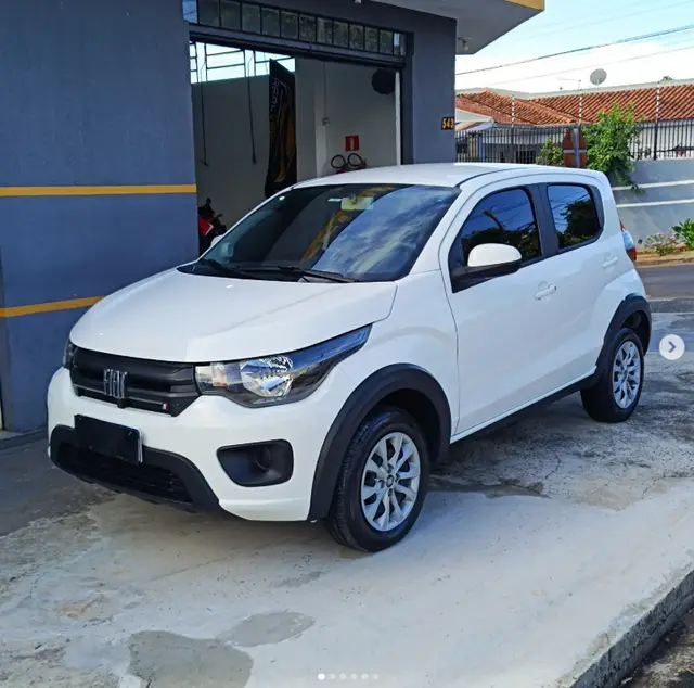 Carro Fiat Mobi 2024 Like 1.0
