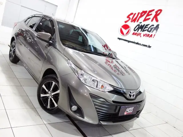 Toyota Yaris Sedan 1.5 XS CVT (Flex)