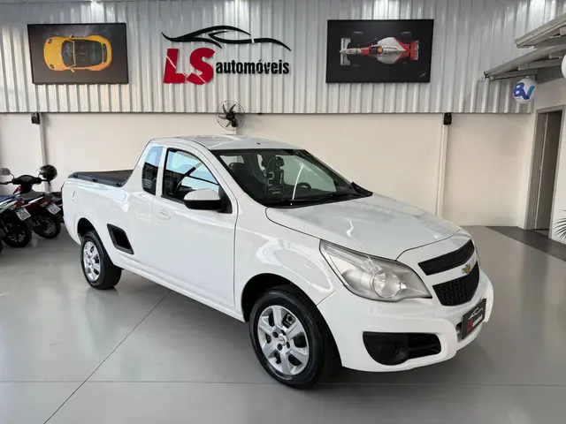 Carro Chevrolet Montana 2021 LS 1.4 (Flex)