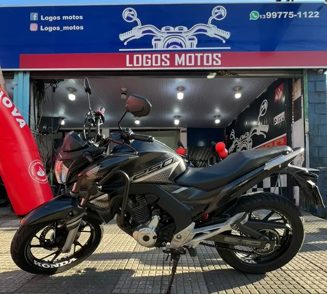 Moto Honda CB 250F Twister 2022 ABS