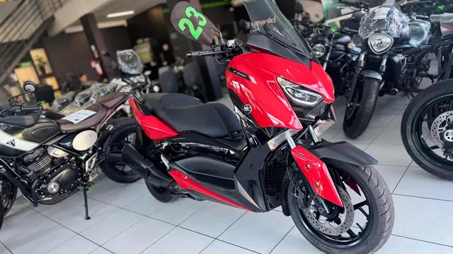 Moto Yamaha XMax 2023 ABS