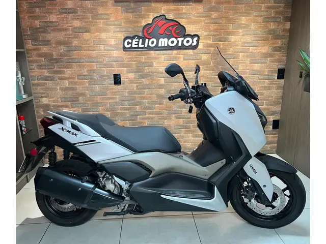 Moto Yamaha XMax 2025 250 Connected
