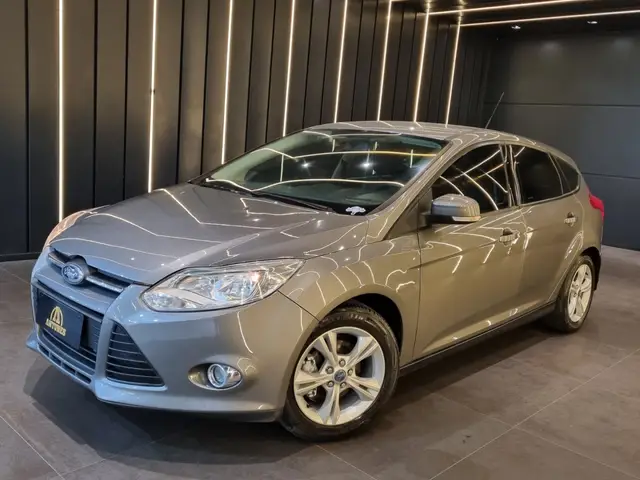 Carro Ford Focus Hatch 2015 S 1.6 16V TiVCT PowerShift