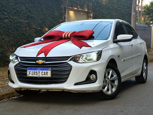Carro Chevrolet Onix Plus 2021 1.0 LT (Flex)