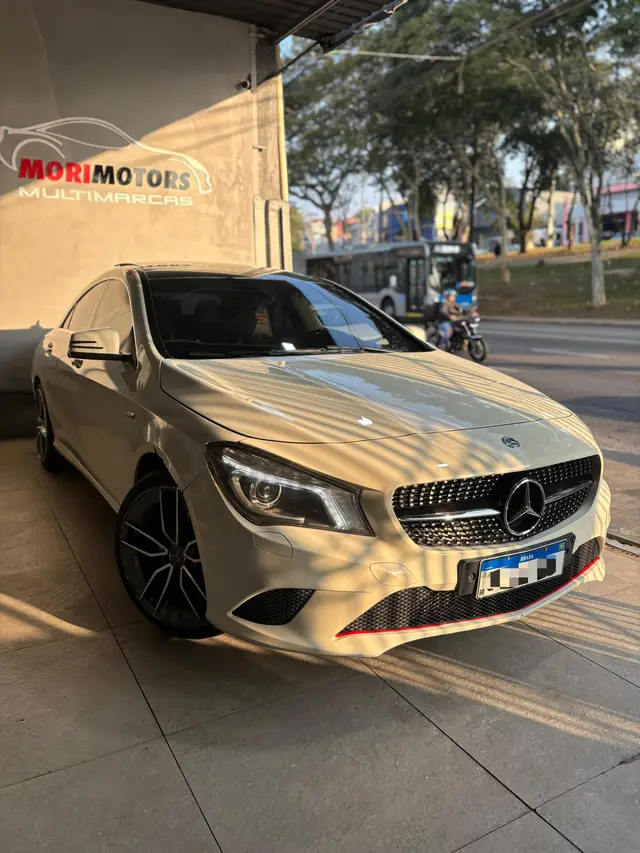 Carro Mercedes-Benz Classe CLA 2014 CLA 200 1st Edition DCT