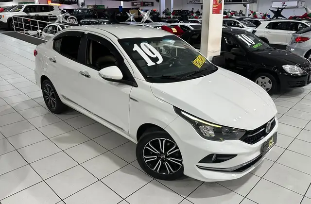 Carro Fiat Cronos 2019 1.8 Precision E.Torq AT6 (Flex)