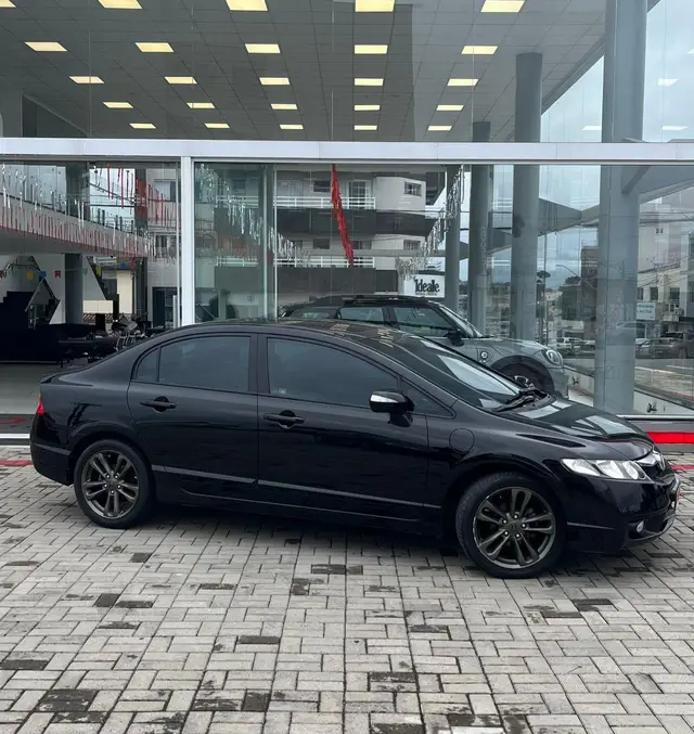 Carro Honda Civic 2011 New  LXL 1.8 i-VTEC (Couro) (Aut) (Flex)