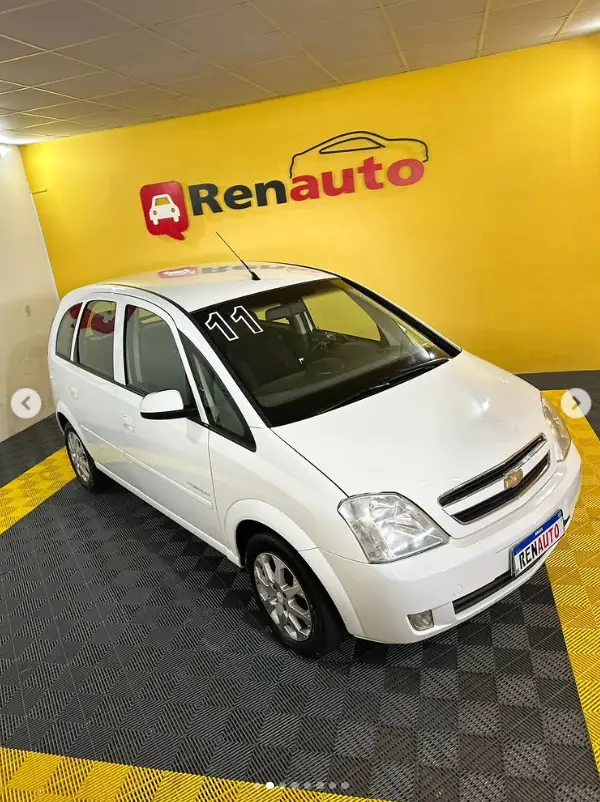 Carro Chevrolet Meriva 2011 Joy 1.4 (Flex)