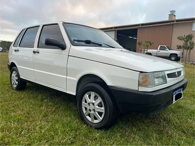 Carro Fiat Uno Mille 2004 Fire 1.0 4p