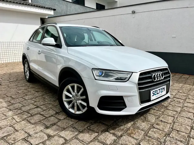 Carro Audi Q3 2017 1.4 TFSI Ambiente S Tronic