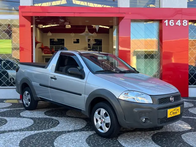 Carro Fiat Strada 2015 Working 1.4 (Flex)