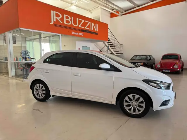 Carro Chevrolet Onix 2018 1.4 LT SPE/4 (Aut)