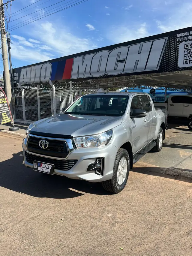Carro Toyota Hilux Cabine Dupla 2020 Hilux 2.8 TDI CD STD Power Pack 4x4