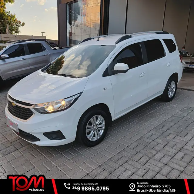 Carro Chevrolet Spin 2019 LT 5S 1.8 (Flex) (Aut)