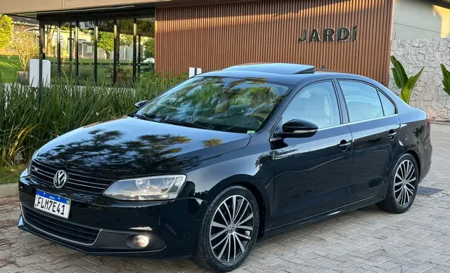 Carro Volkswagen Jetta 2015 2.0 TSI Highline DSG