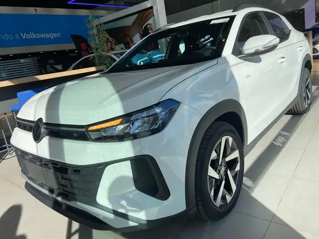 Carro Volkswagen Tera 2026 High