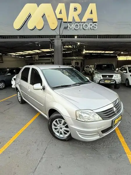 Carro Renault Logan 2012 Authentique 1.0 16V (flex)