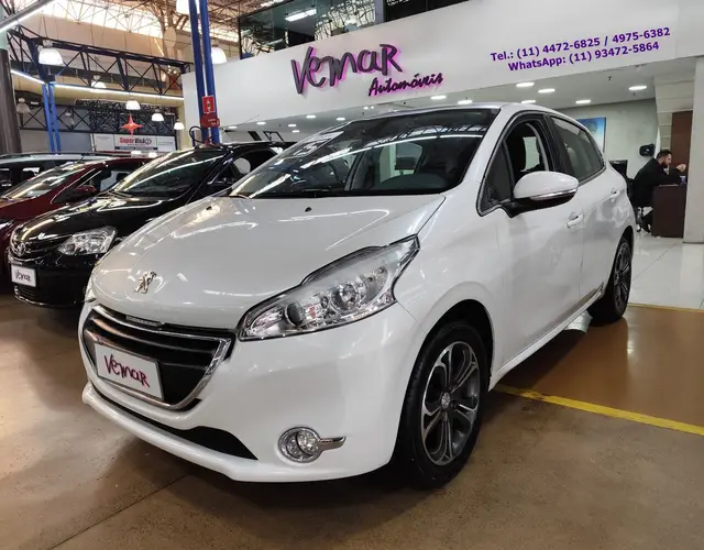 Carro Peugeot 208 2015 Griffe  1.6 16V (Flex) (Aut)