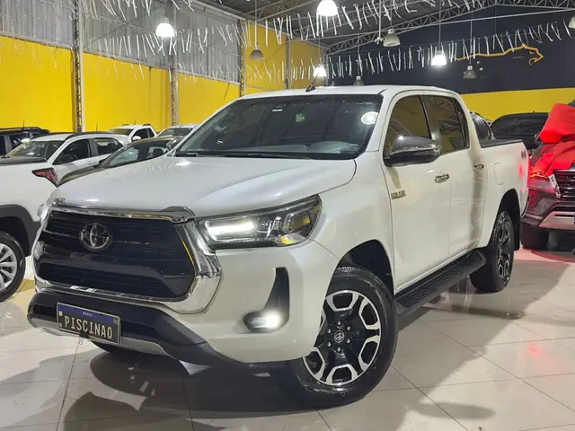Carro Toyota Hilux Cabine Dupla 2021 SRX 2.8 TDI CD 4x4 (Aut)