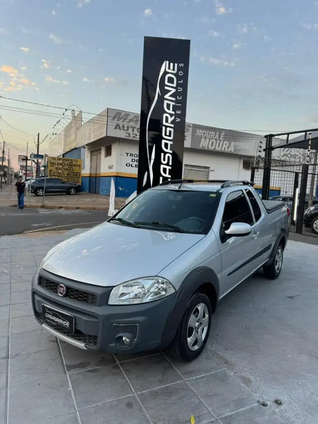 Carro Fiat Strada 2018 Hard Working 1.4 (Flex) (Cabine Estendida)