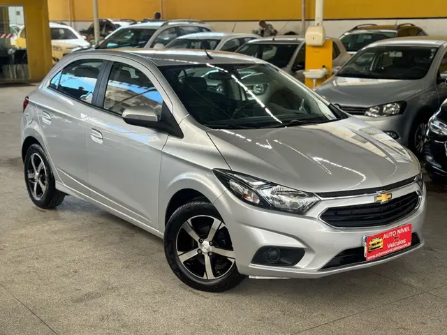 Carro Chevrolet Onix 2019 1.4 LT SPE/4 (Aut)
