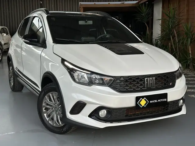 Carro Fiat Argo 2022 Trekking 1.3 (Flex)