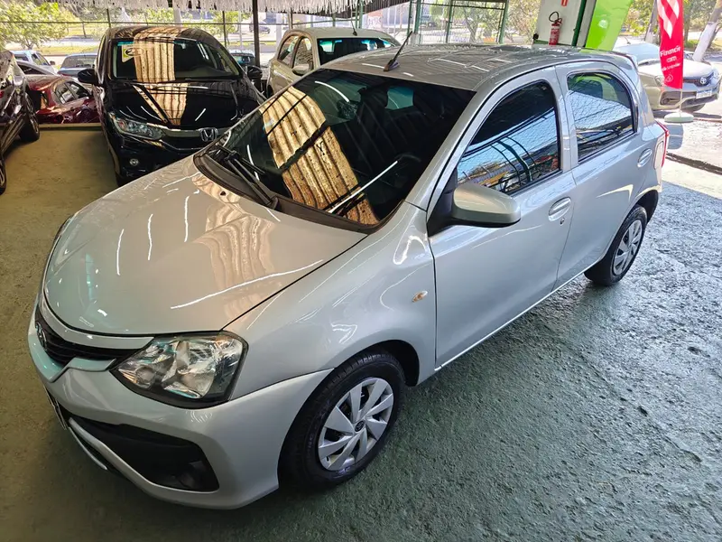 Toyota Etios X 1.3 (Aut) (Flex)
