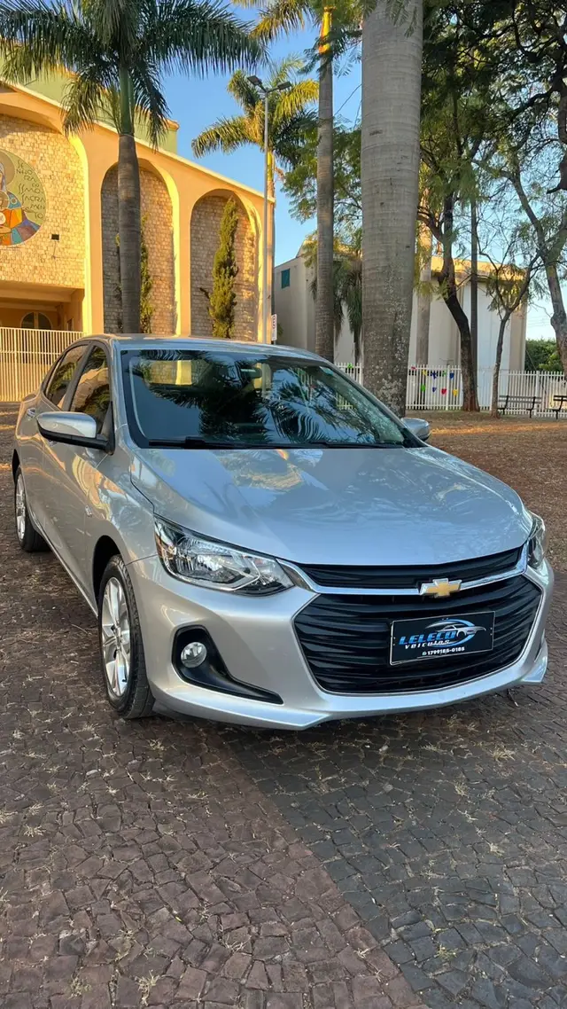 Carro Chevrolet Onix Plus 2023 LTZ 1.0 Turbo (Aut.)
