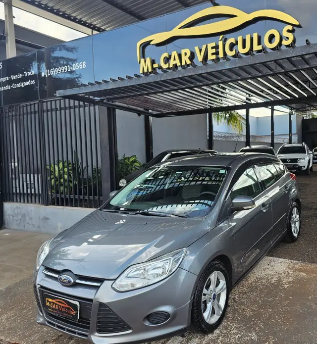Carro Ford Focus Sedan 2014 S 2.0 16V PowerShift (Aut)