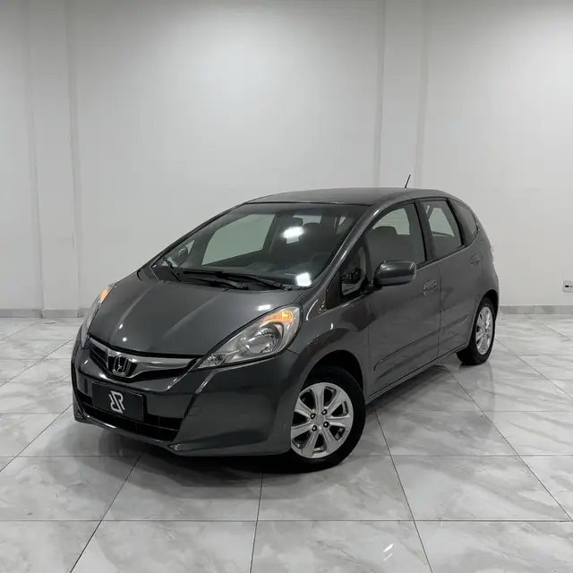 Carro Honda Fit 2013 LX 1.4 (flex)