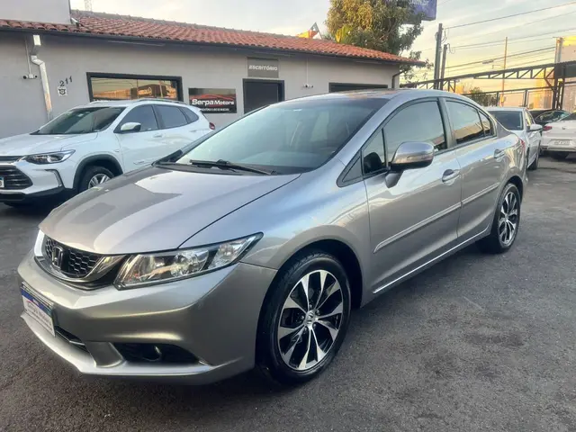 Carro Honda Civic 2016 LXR 2.0 i-VTEC (Aut) (Flex)