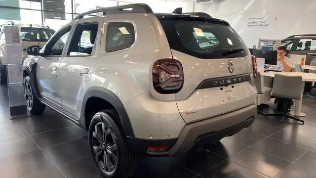 Carro Renault Duster Plus 2026 Iconic 1.6