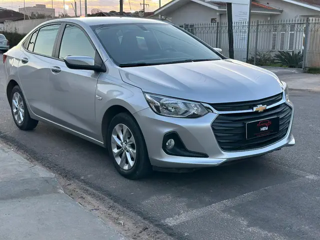 Carro Chevrolet Onix Plus 2022 1.0 LTZ Turbo (Flex)