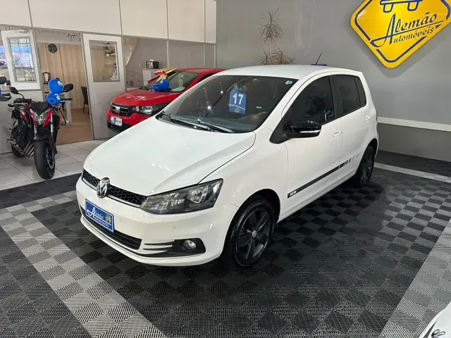 Carro Volkswagen Fox 2017 1.6 MSI Run (Flex)