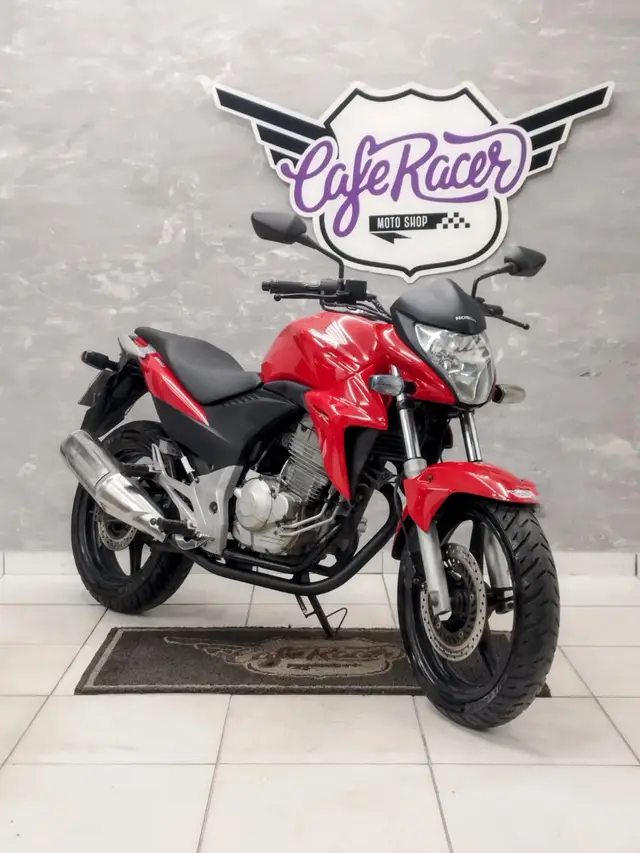 Moto Honda CB 300R 2014 Standard