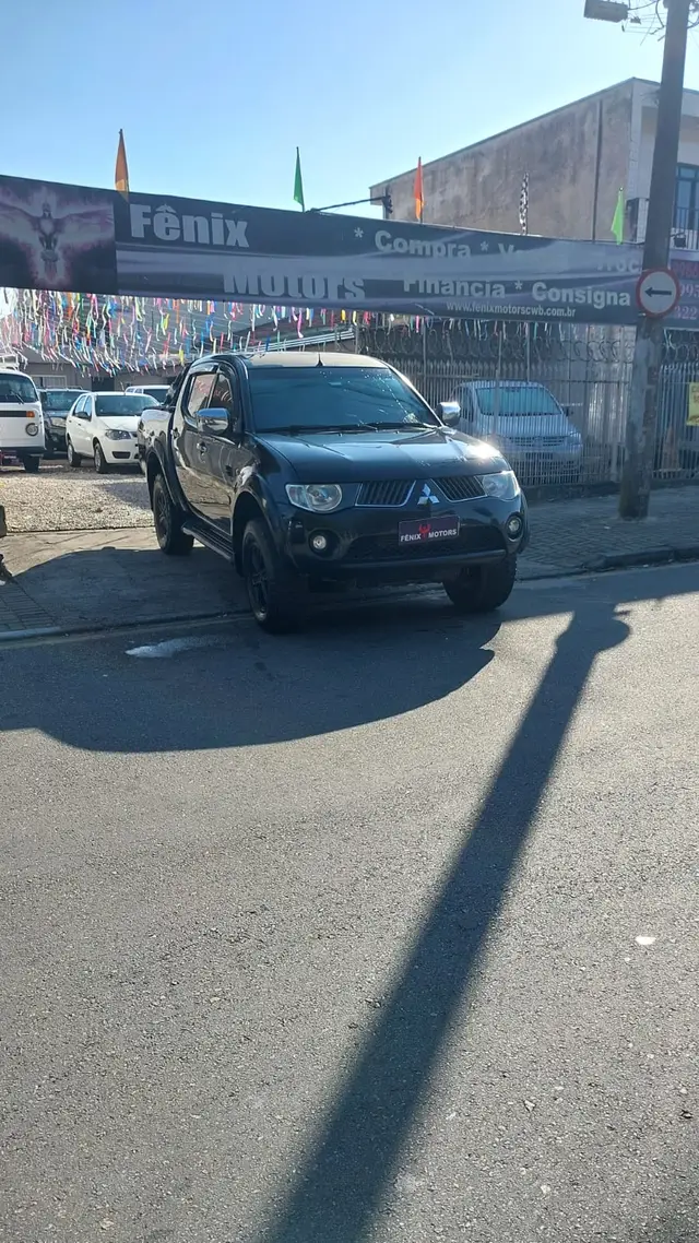 Carro Mitsubishi L200 Triton Sport 2010 L 200 Triton HPE 4x4 3.2 (cab. dupla)