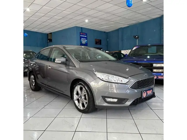Carro Ford Focus Hatch 2019 SE Plus 2.0 PowerShift