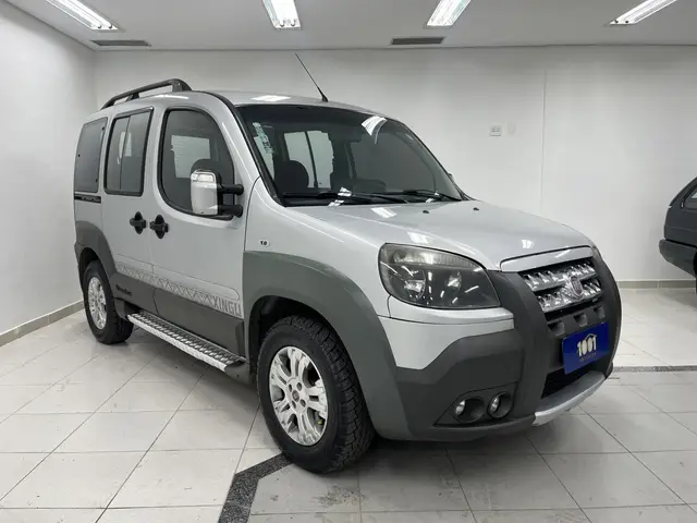 Carro Fiat Doblò 2013 Adventure Xingu 1.8 16V (Flex)
