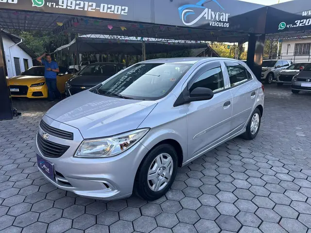 Carro Chevrolet Onix 2017 1.0 Joy SPE/4